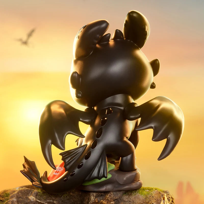 POP MART THE MONSTERS - Como Treinar o Seu Dragão 200% Figura de Ação POPMART Figura de Ação Banguela Luz Fúria
