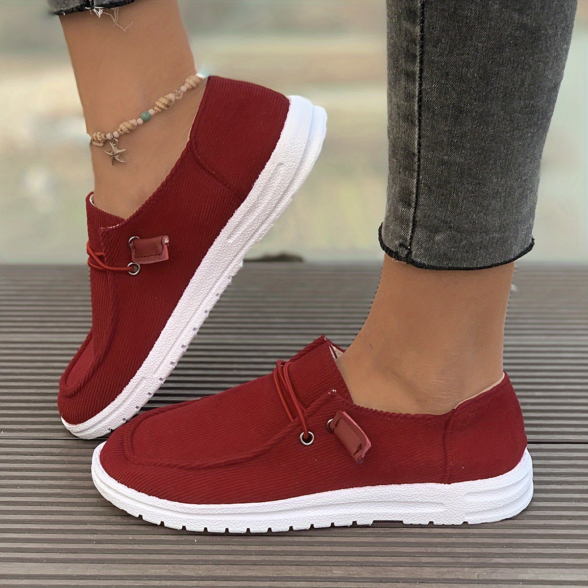 Tênis de skate feminino casual slip-on, cor sólida, sola de TPU antiderrapante, conforto para todas as estações, cabedal e interior de tecido, palmilha respirável